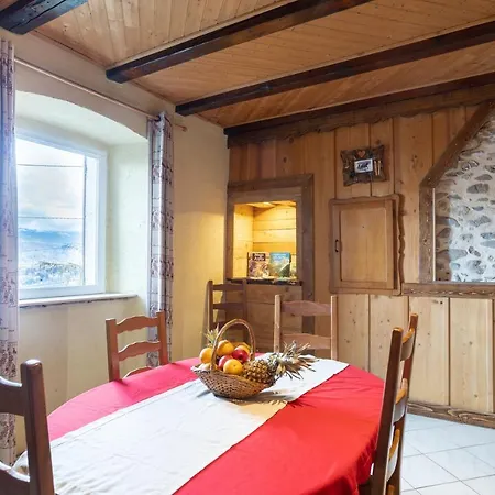 Aux Bois Dhermy Marnaz Buitenkant foto